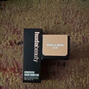 HUDA BEAUTY Faux Filter Color Corrector - Vanilla Swirl (Light Beige)